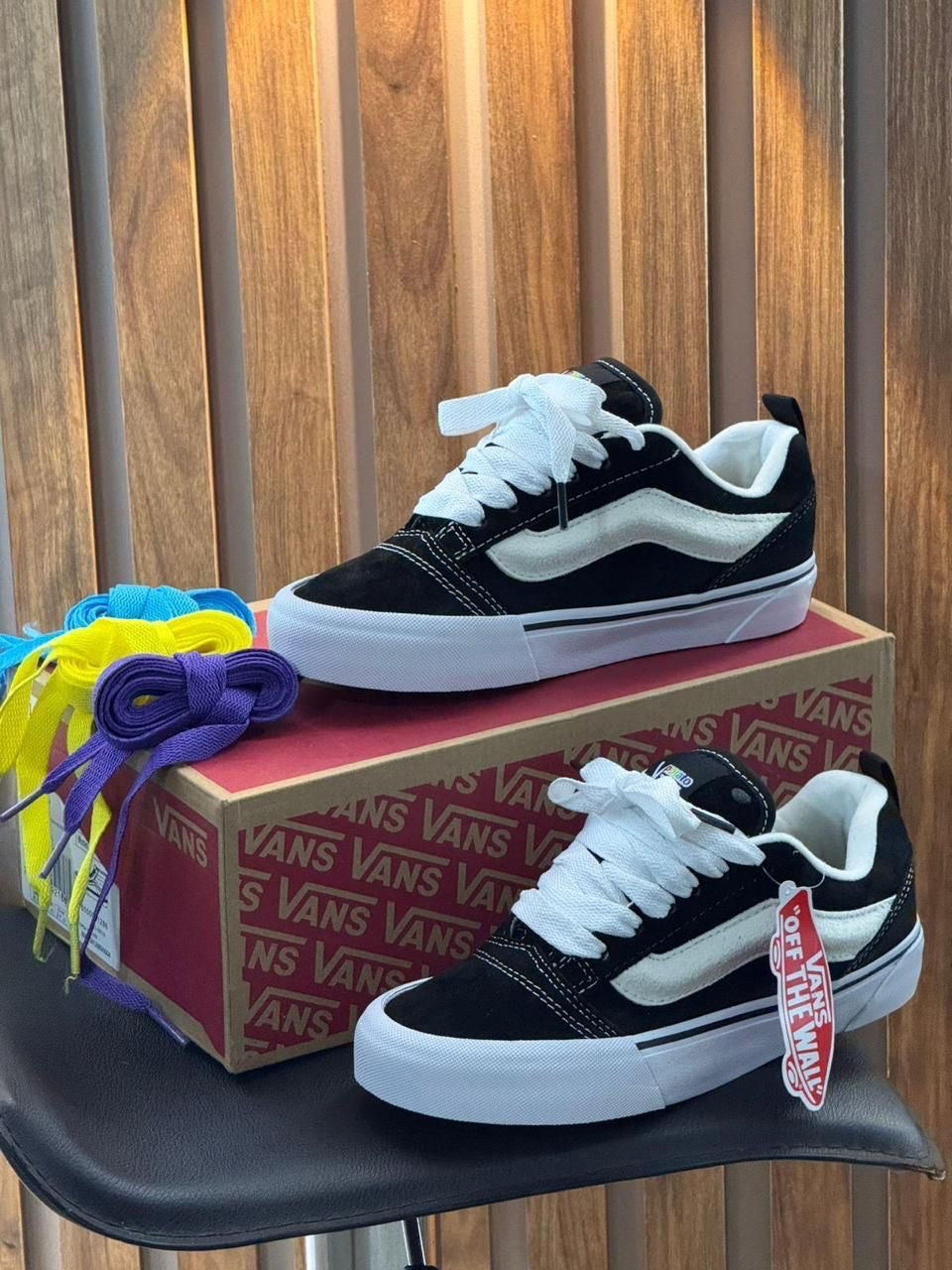 Vans Negra – Colores