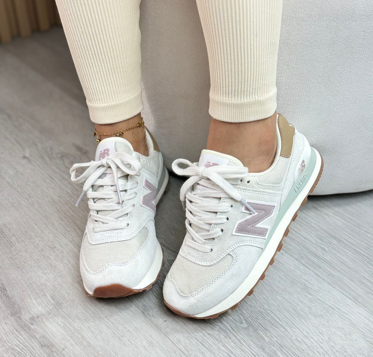 New Balance 574 Gris – Rosa