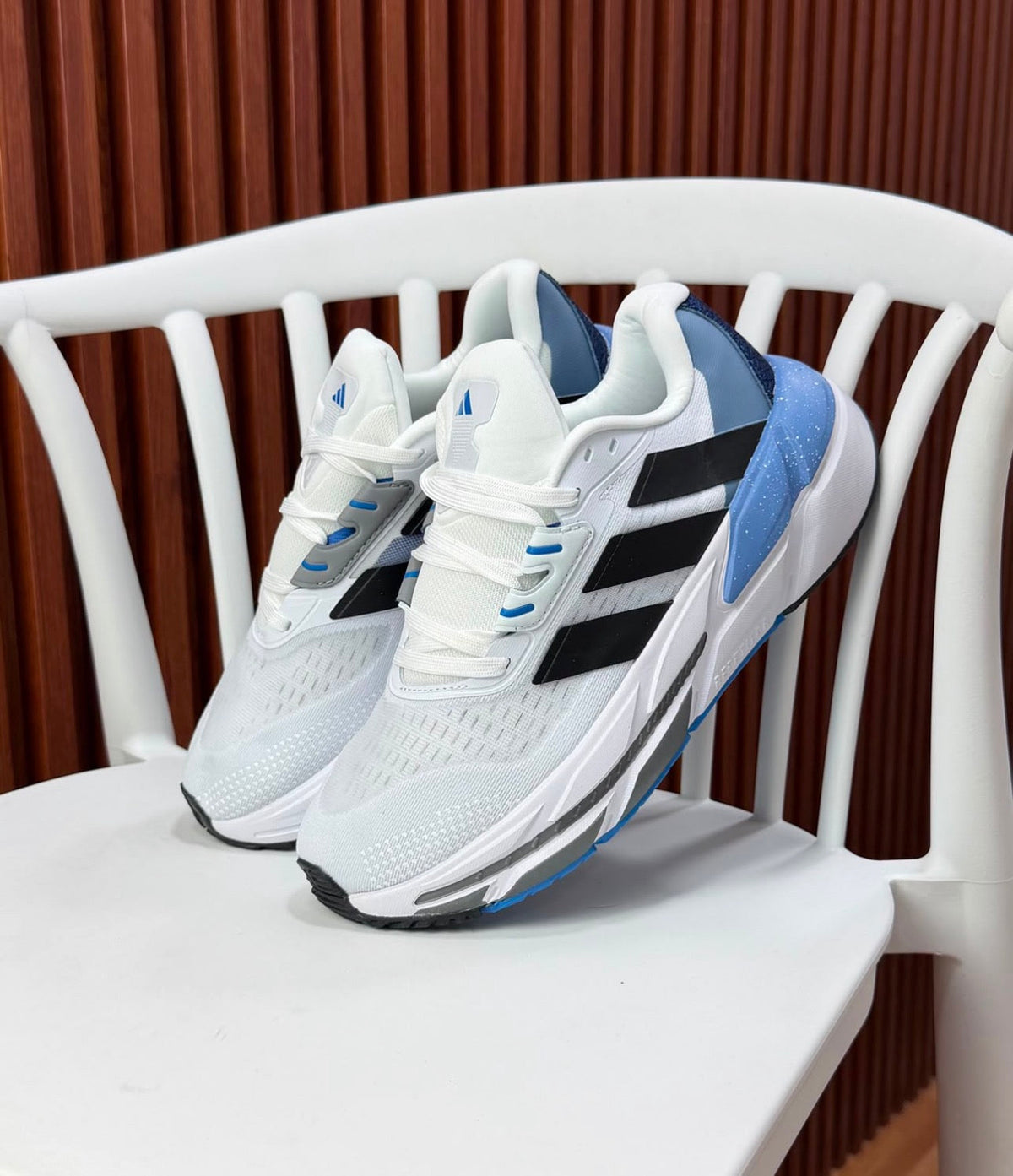 Adidas Adistar – Blanca / Azul