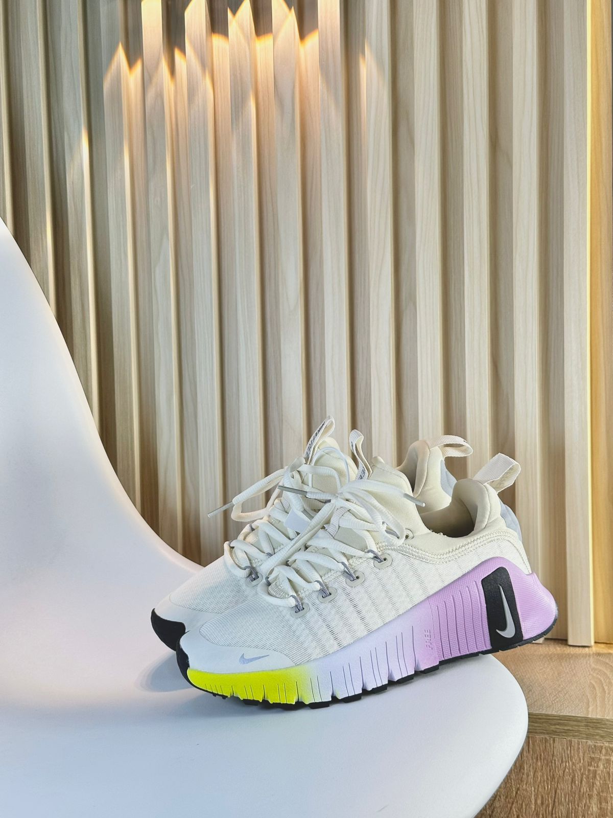 Nike Free Metcon 6 – Blanco / Morado