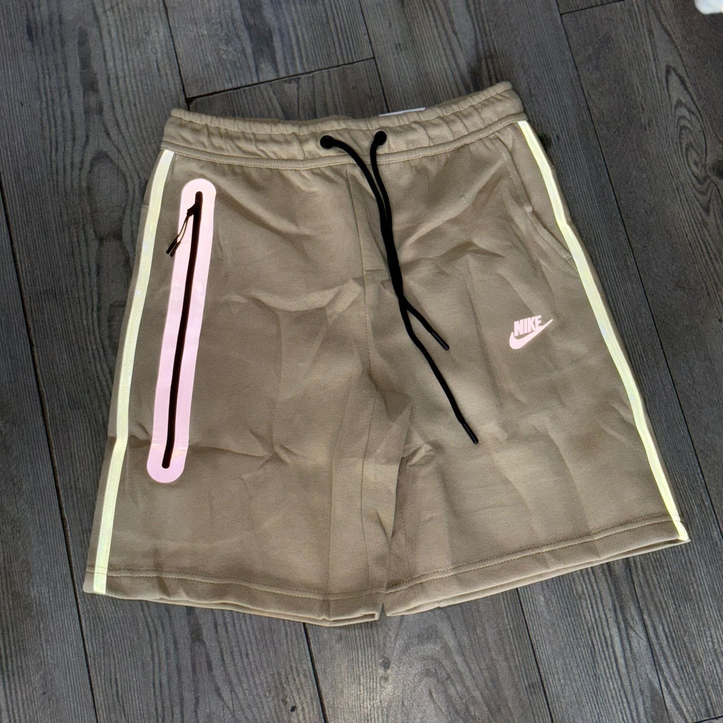 BERMUDA NIKE BEIGE