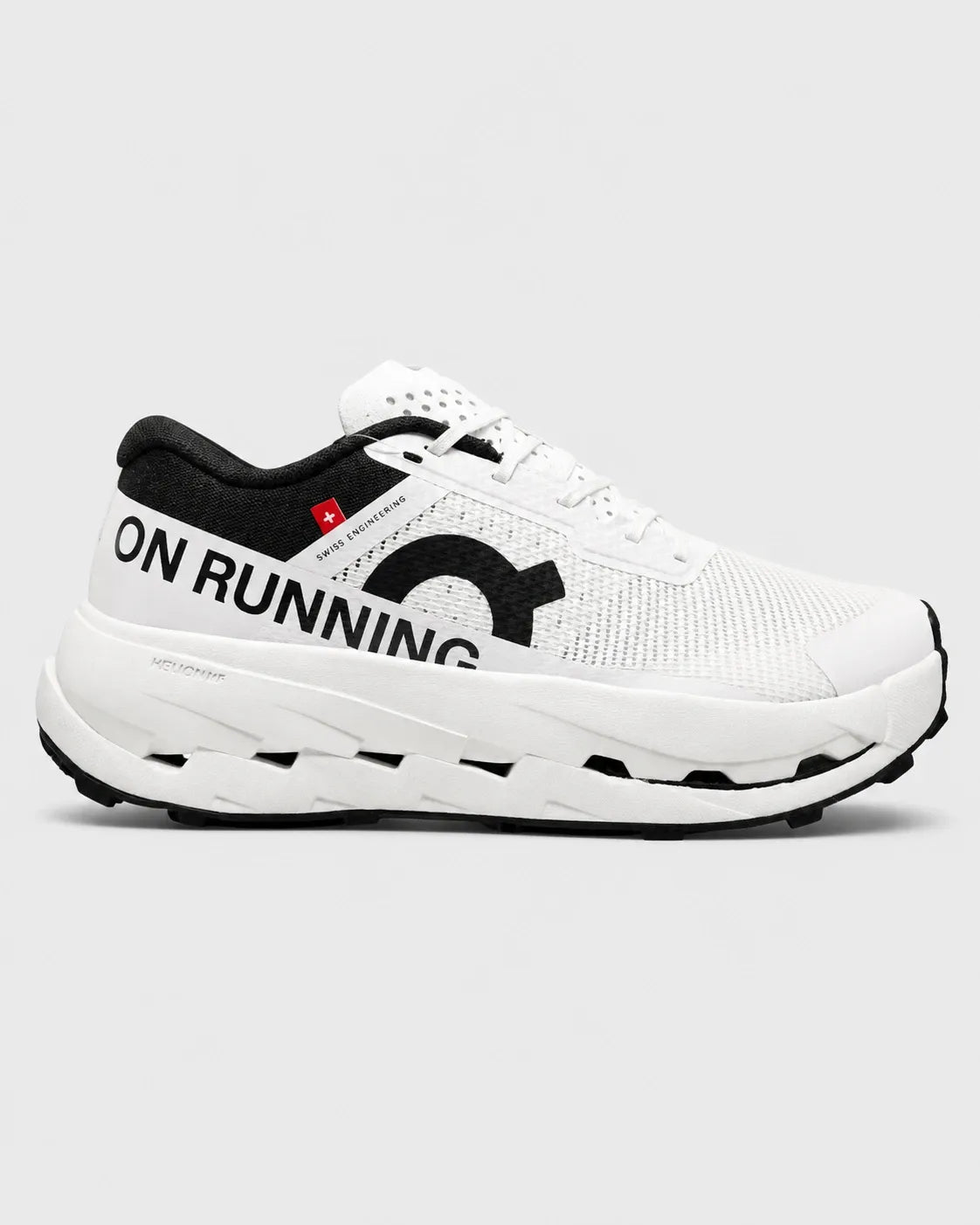 On Running Cloud Ultra 3 – Blanco / Negro