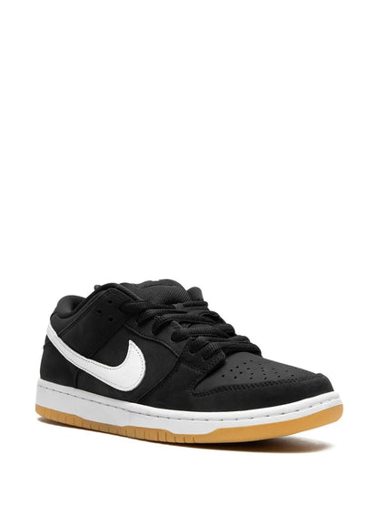 Nike SB Dunk Low Pro – Negro / Goma