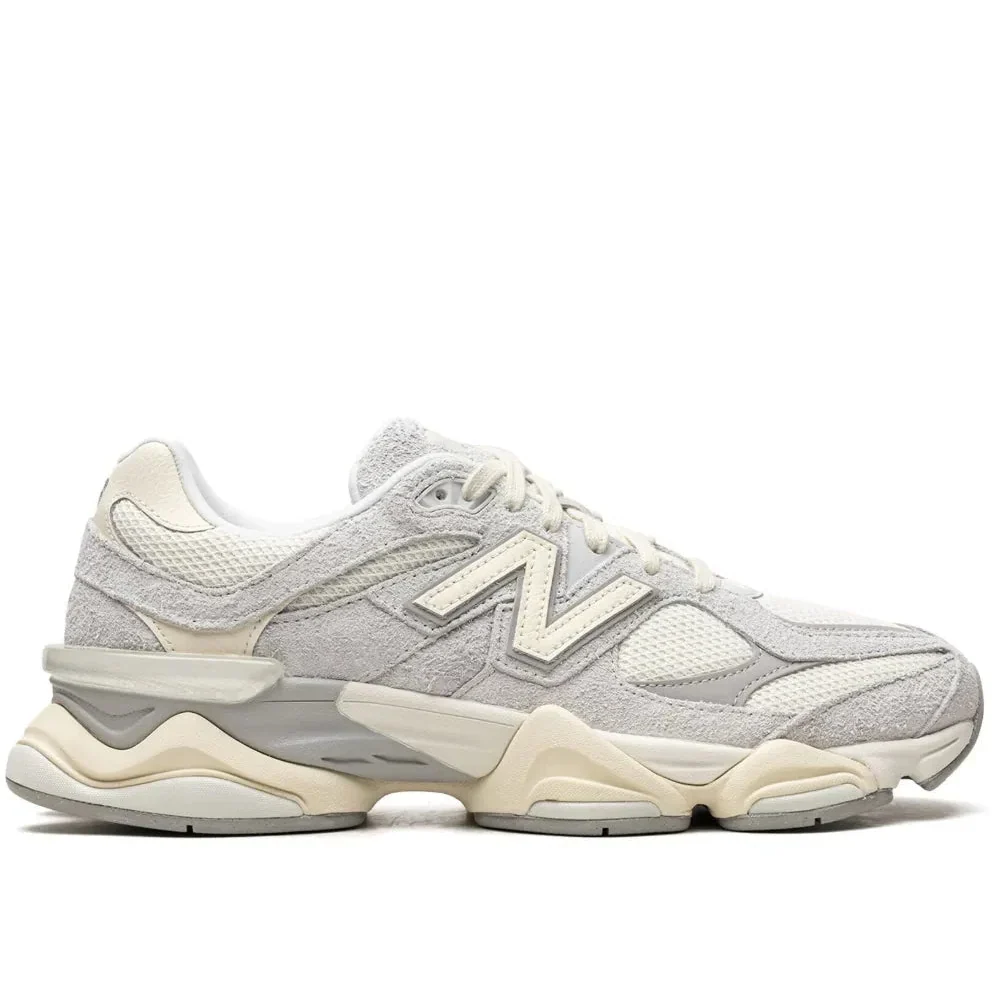 New Balance 9060 – Beige Claro