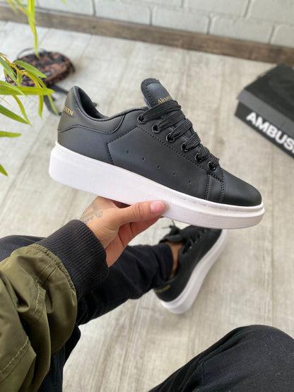 Alexander McQueen Negro – Blanco