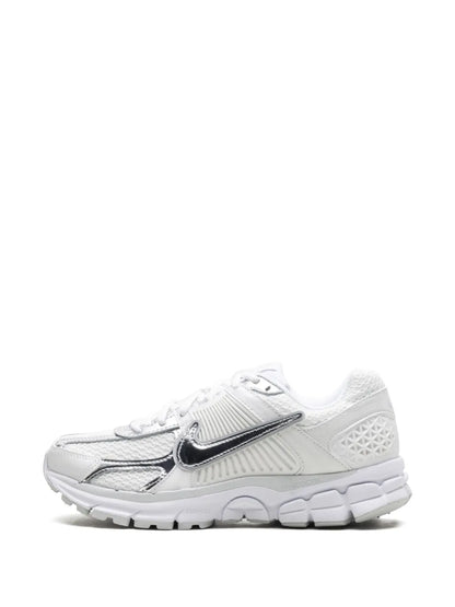 Nike Zoom Vomero 5 – Blanco Plateado