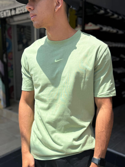 CAMISETA NIKE NOCTA VERDE