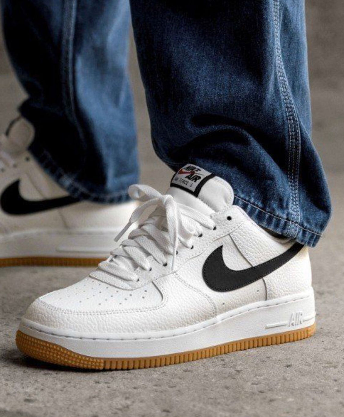 Nike Air Force 1 Blanco – Negro