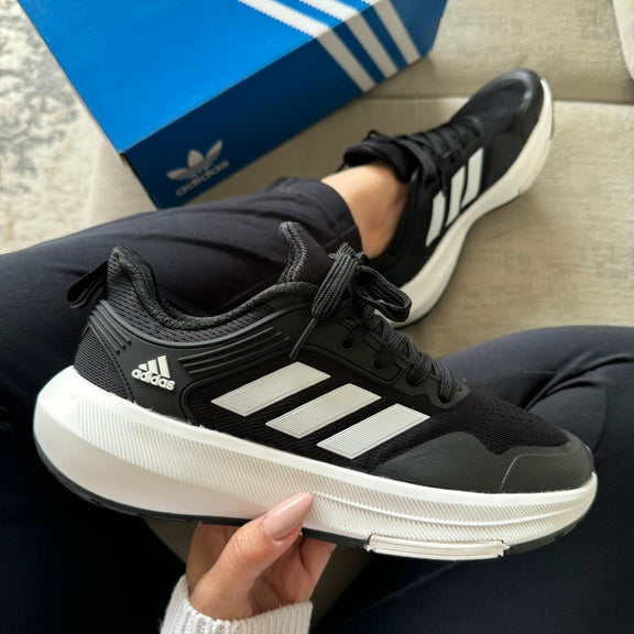 Adidas Bounce Negro – Blanco