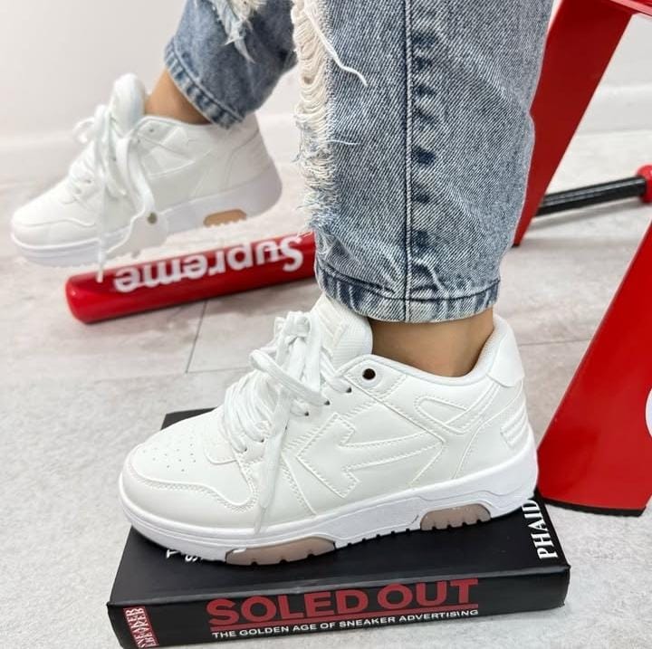 Off – White Blanco