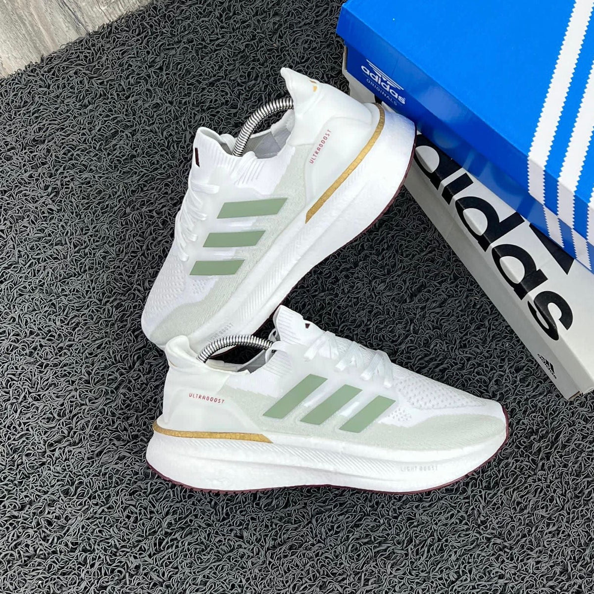 Adidas Ultraboost – Blanco