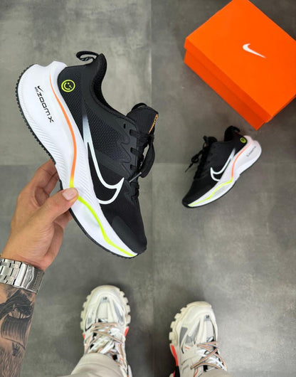 Nike Zoom Carita Negro – Colores