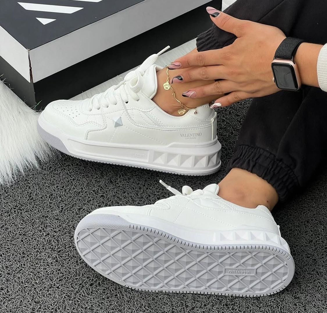 Valentino Blanco – Gris