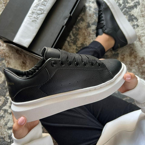 Alexander McQueen Negro – Blanco