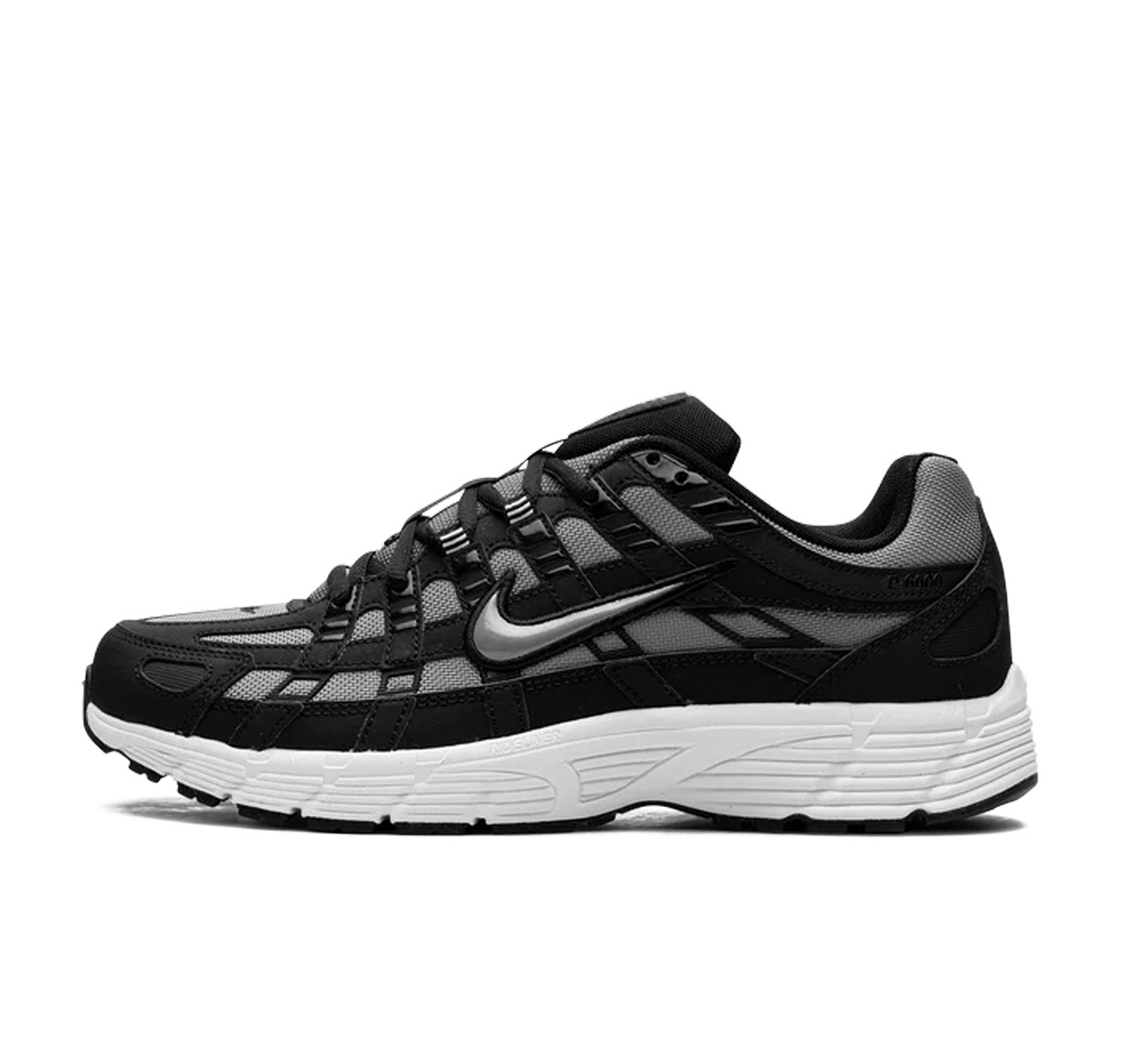 Nike P6000 – Negro Gris