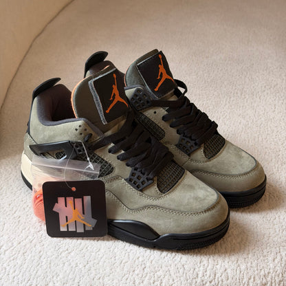 Jordan Retro 4 X Undefeated