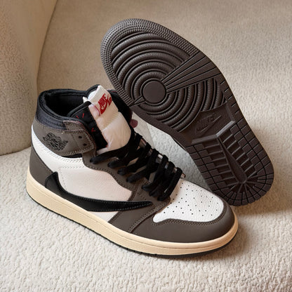 Air Jordan Retro 1 Travis Scott