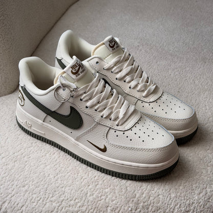 Nike AF-1 Travis
