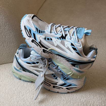 Off White Be Right