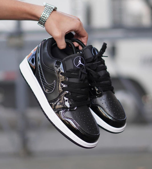 Retro 1 Low Charol Negra – Blanca