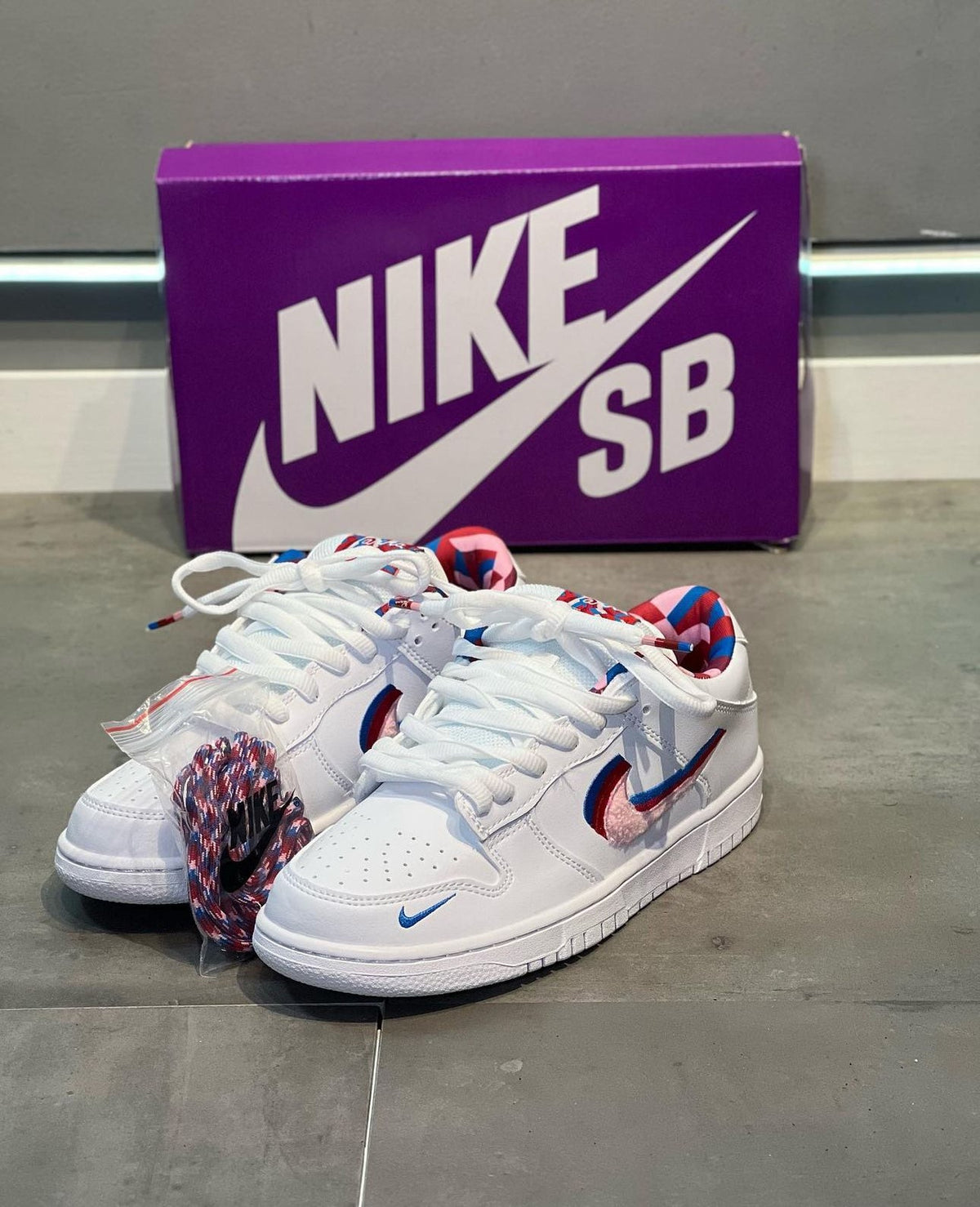 Nike SB Blanco – Morado