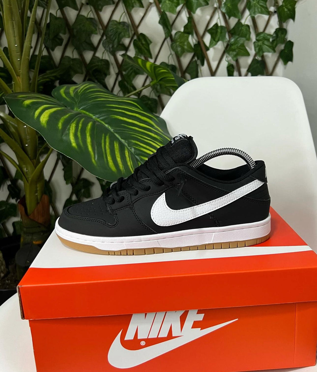 Nike SB Dunk Negra – Blanca