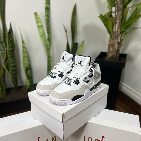 Jordan Retro 4 Blanca – Negra