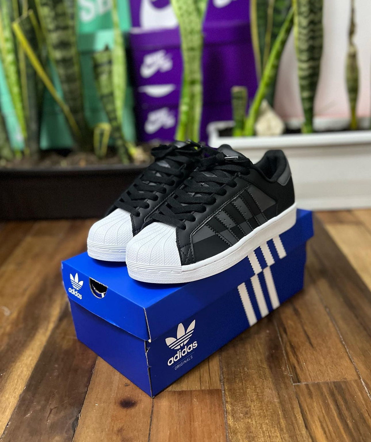Adidas Super Star Negro – Gris