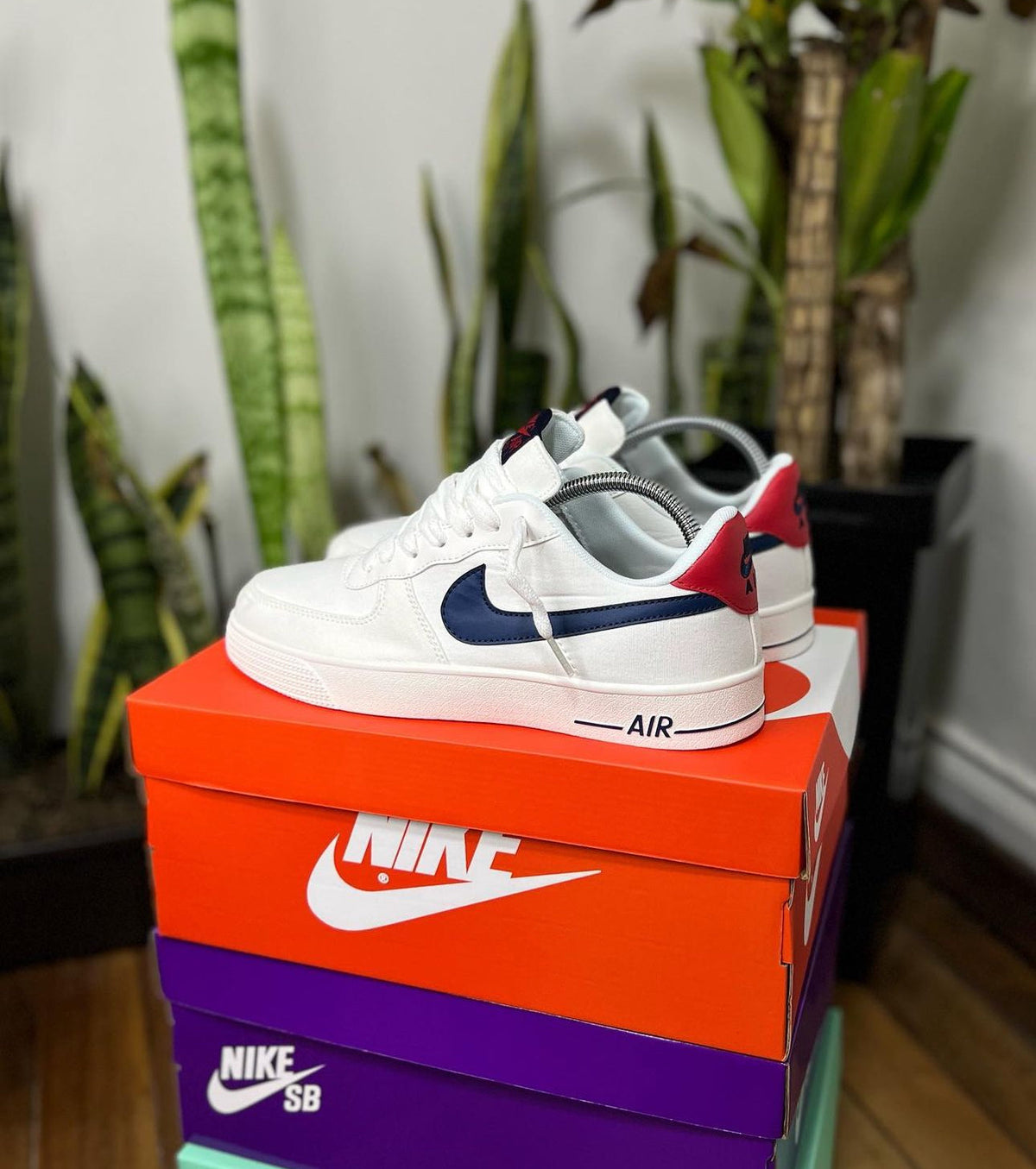 Nike Tablita Blanco – Rojo