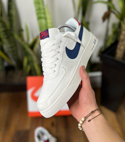 Nike Tablita Blanco – Rojo
