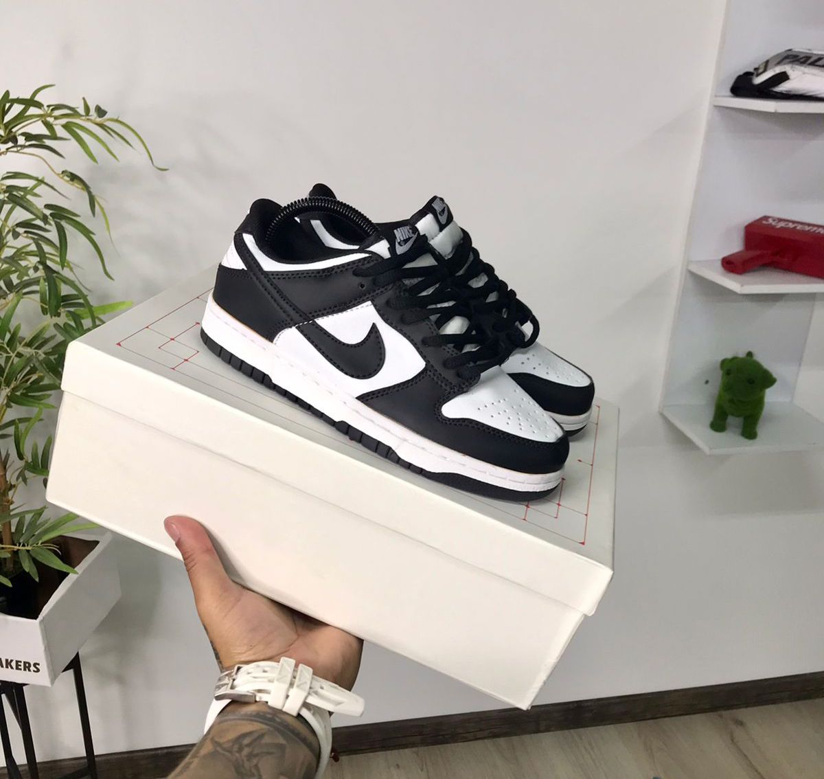 Nike SB Dunk Low Panda – Negro / Blanco