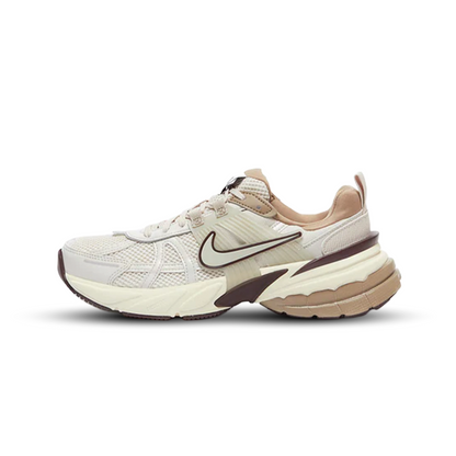 Nike V2K Run – Beige / Café