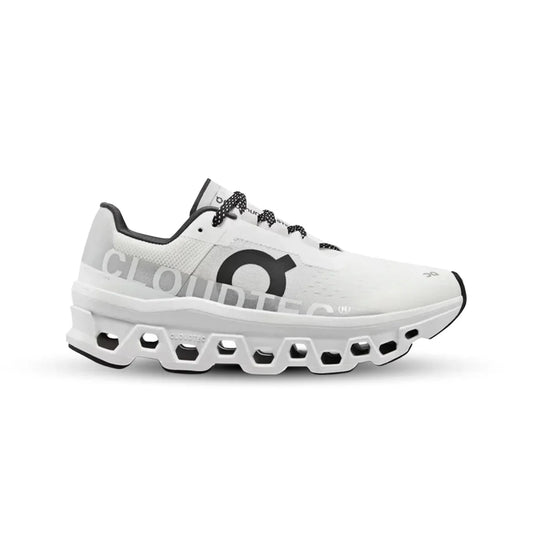 On Running – Blanco