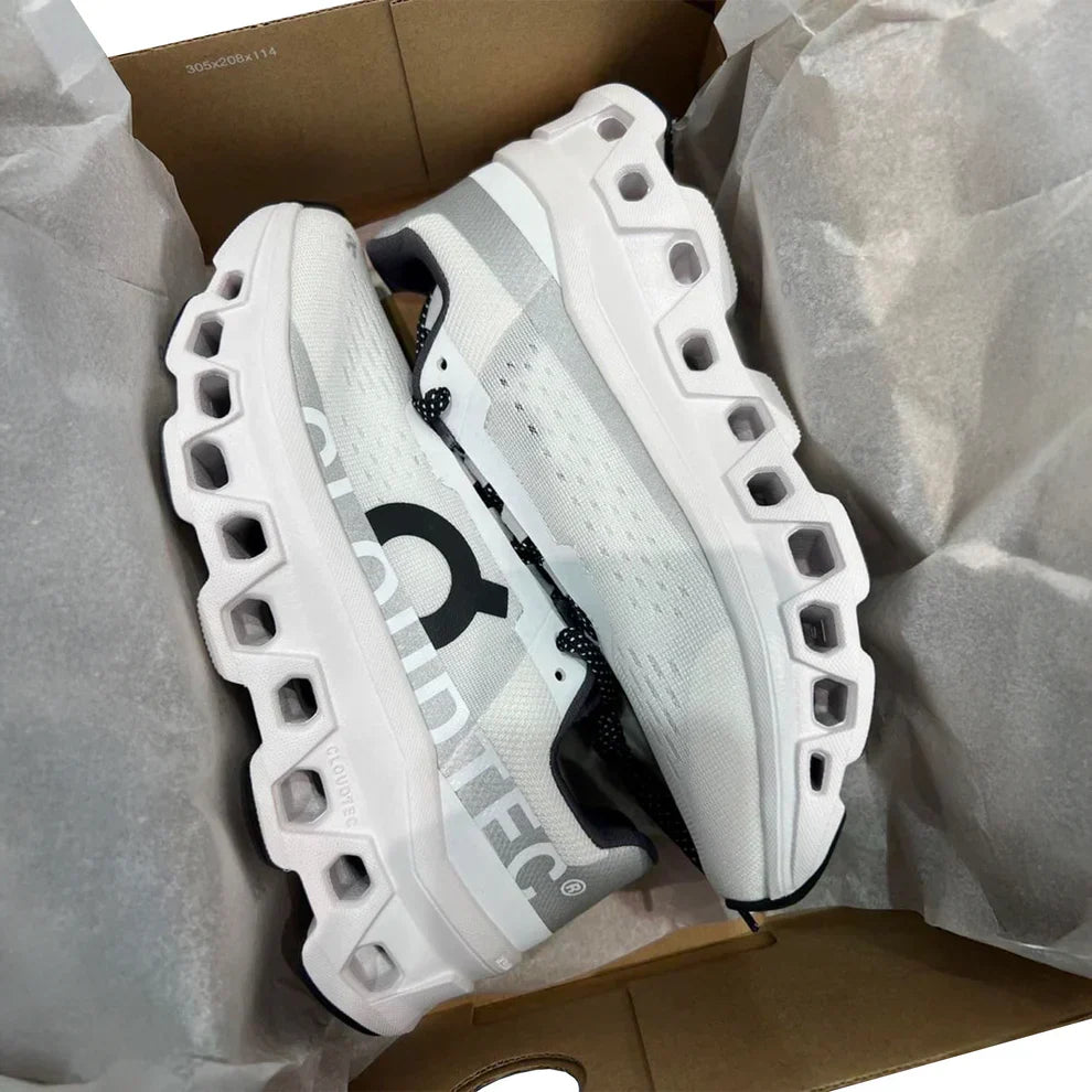 On Running – Blanco