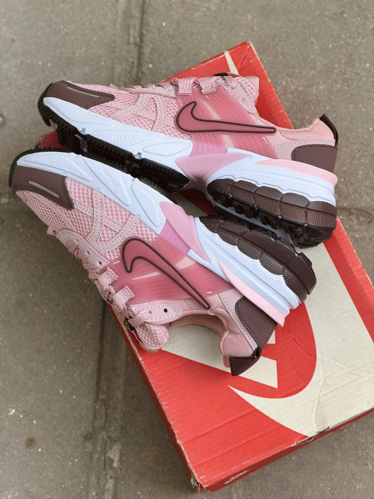Nike V2K rosado
