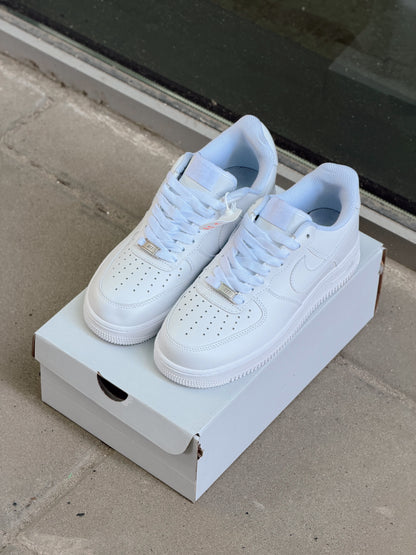 AF-1 clásico blanco