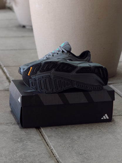 adidas adistar