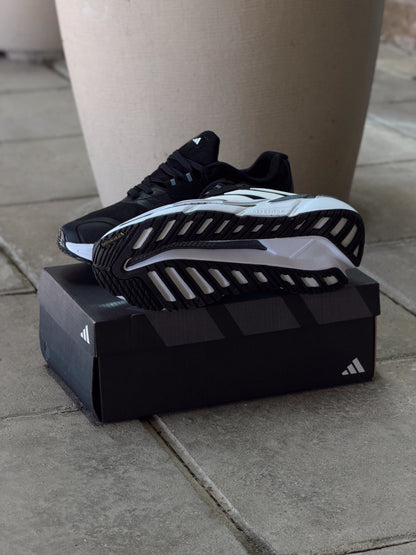 adidas adistar unisex
