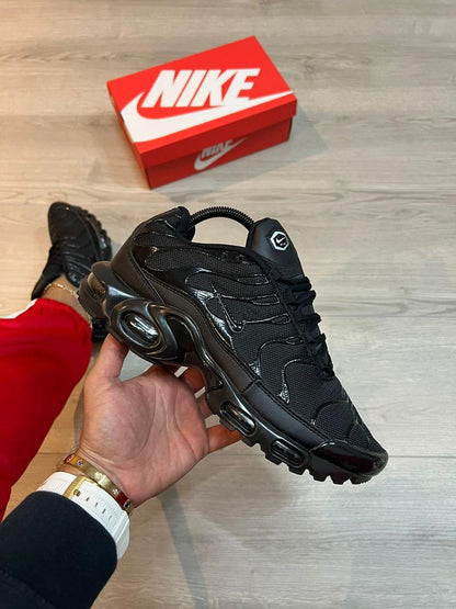 Nike TN – Negro