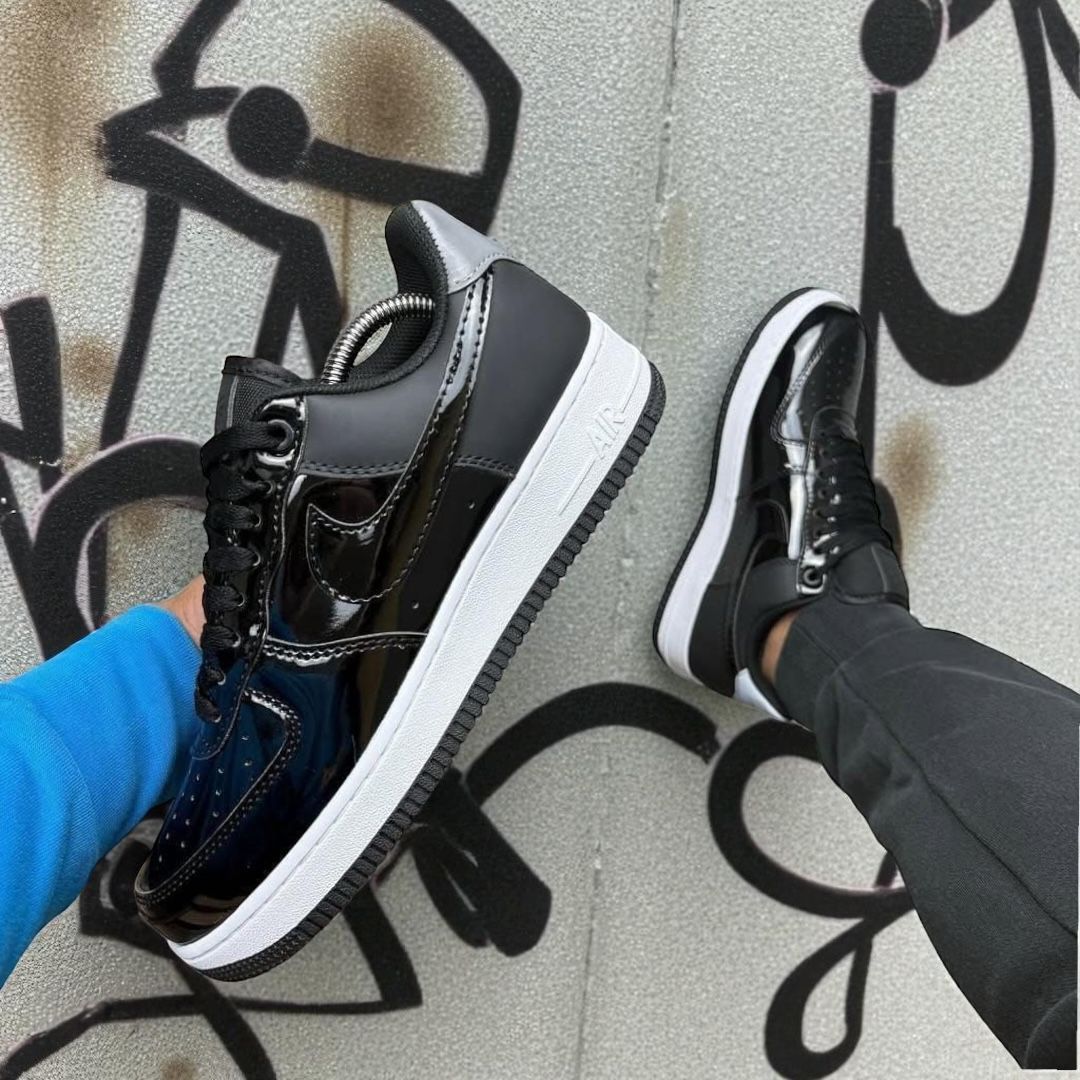 Nike Air Force 1 Charol – Negro / Blanco
