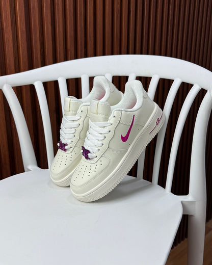 Nike Air Force 1 – Beige